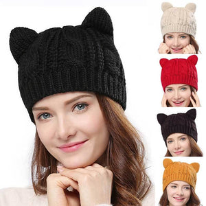 CatBeanie™ - Die ultimative Katzenmütze!