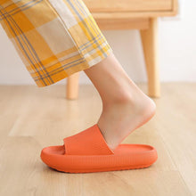 Lade das Bild in den Galerie-Viewer,  Orthopädische Sandalen / Hausschuhe (extra weich) - Laufen wie auf Wolke 7 - orange 2Sandalen - Laufen wie auf Wolke 7 - orange 4
